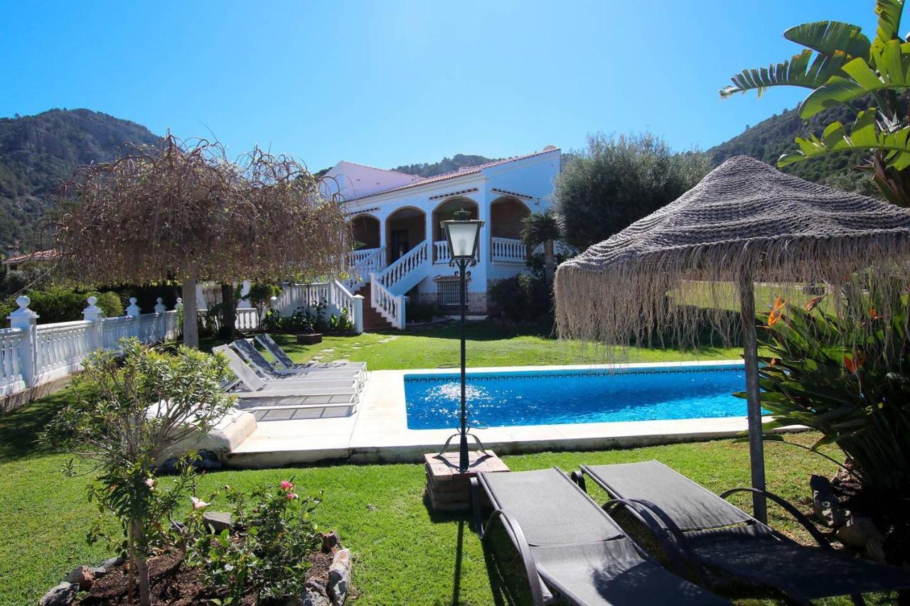 Tess Villa Fleury Alhaurín de la Torre Exterior photo